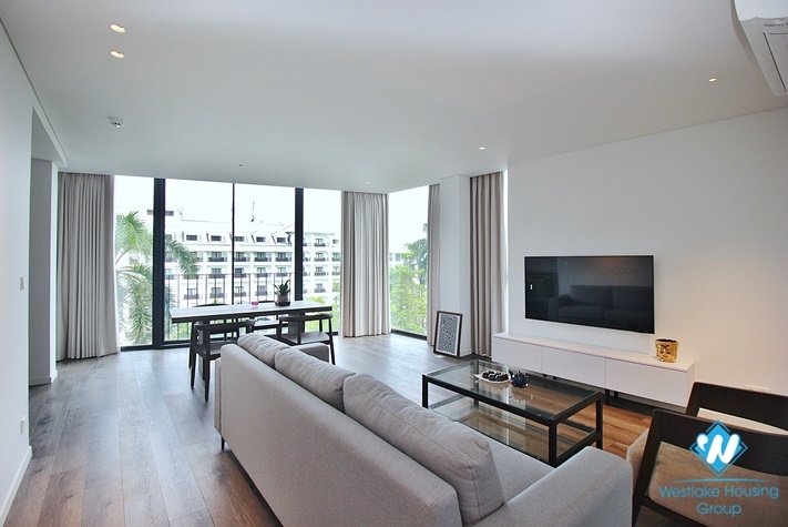 Spacious 1 bedroom apartment for rent in Tu Hoa st, Tay Ho
